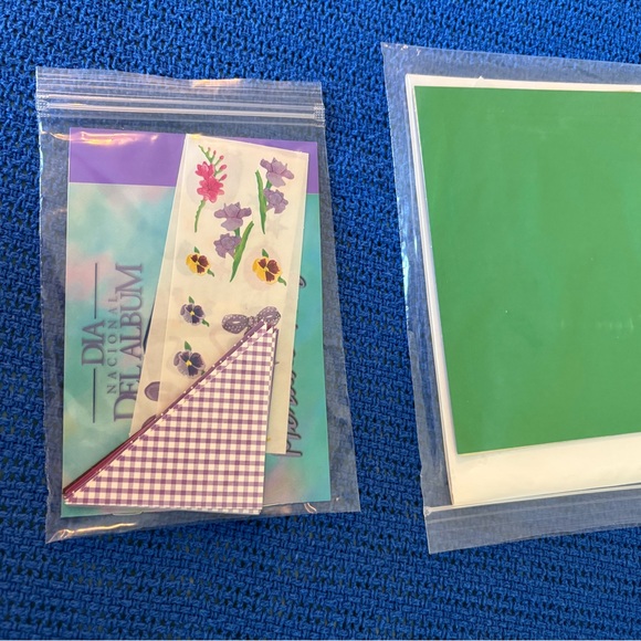 Stampin Up! —-Unopened Memory Book and Accessories - Picture 6 of 7